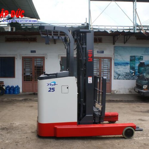 Xe nâng điện đứng lái cũ 2.5 tấn NICHIYU FBR25-75-500 # 3062 giá rẻ