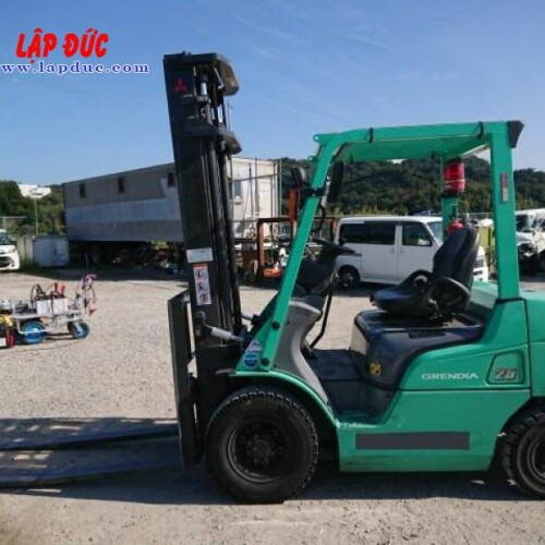 Xe Nâng Dầu 2.5 tấn MITSUBISHI FD25