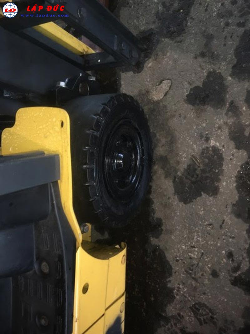 Xe nâng điện ngồi lái 1.5 tấn KOMATSU FB15-12