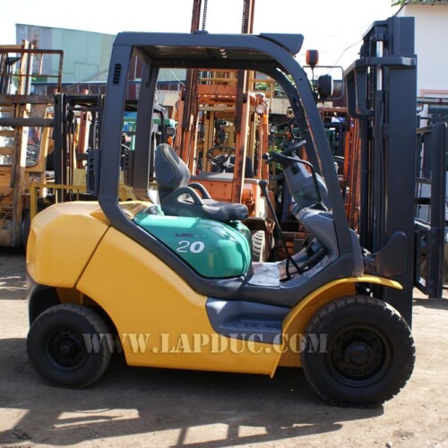 Xe nâng xăng 2 tấn KOMATSU FG20-15 # 581367 giá rẻ
