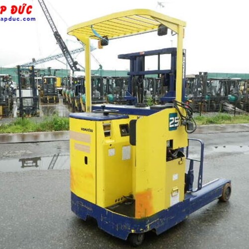 Xe nâng điện đứng lái cũ KOMATSU 2.5 tấn FB25RN-3