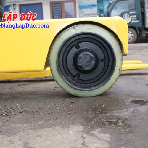 Bánh PU xe nâng điện đứng lái