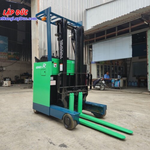 Xe nâng điện đứng lái 900kg Toyota 7FBRK9 1