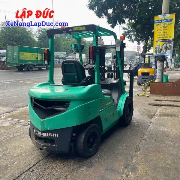 Xe Nâng Dầu 3 Tấn MITSUBISHI FDE30T
